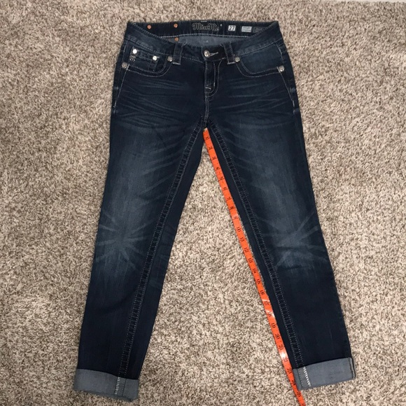 Miss Me Cuffed Capris - Picture 1 of 3